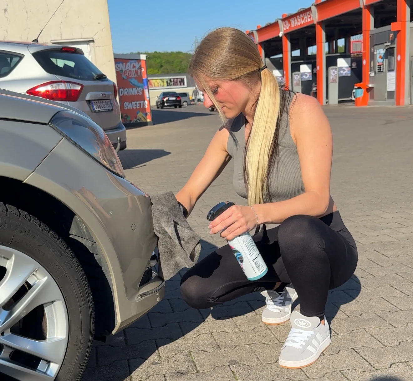 Kratzer entfernen am Auto