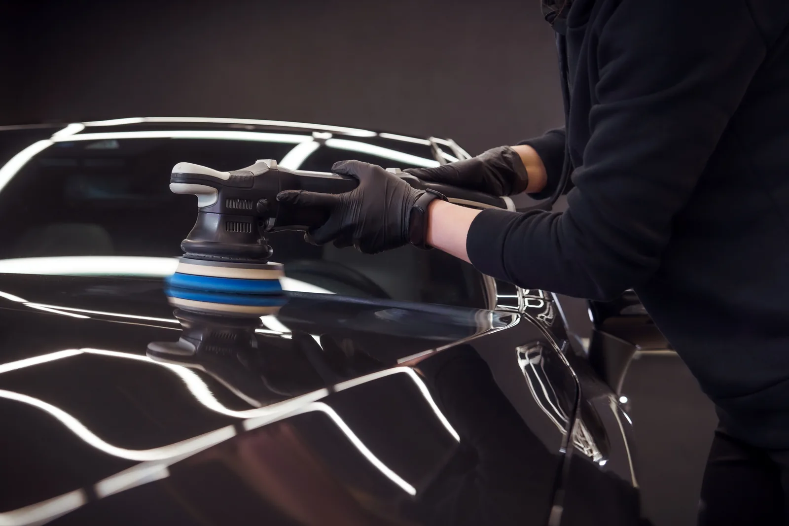 Autoaufbereitung selbst machen: Reihenfolge, Produkte, Dauer