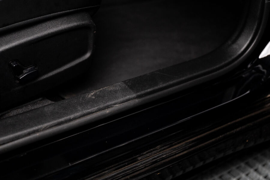 Kunststoffpflege am Auto: So bleiben Innenraum und Außenbereich dauerhaft gepflegt - Kunststoffpflege Auto: Tipps für Innenraum und Außenbereich